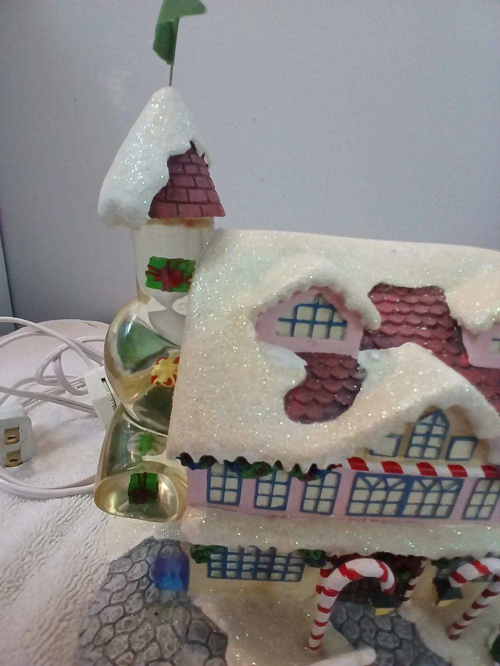 Santa's Workshop Light-Up Holiday Village House - Cream and Red